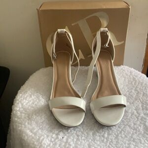 White wedges